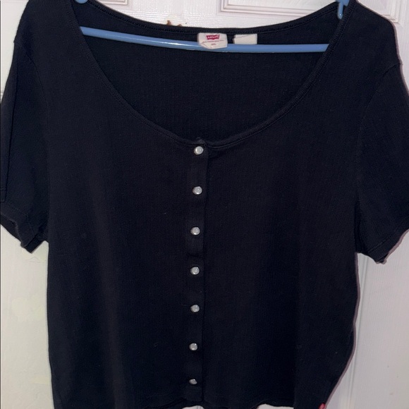 Levi Crop - Picture 1 of 2